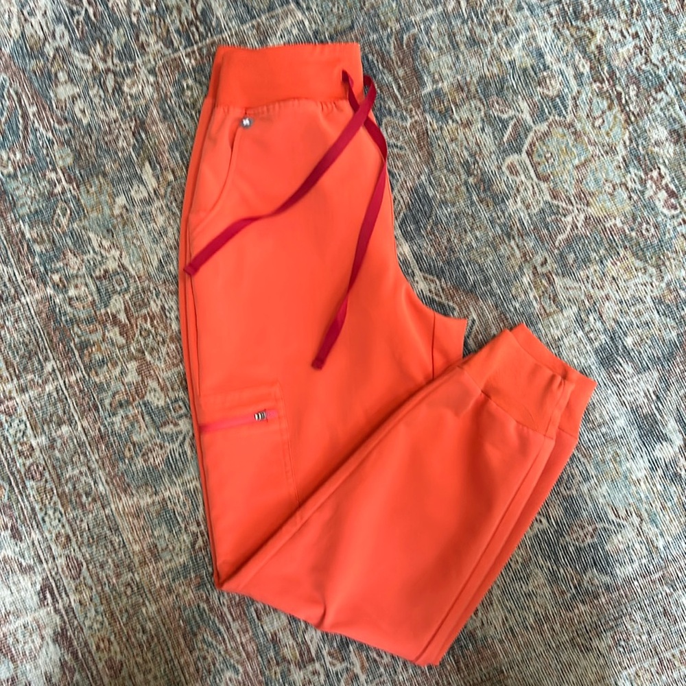 Figs scrub joggers. Size small petite. Normal wear. No stains.